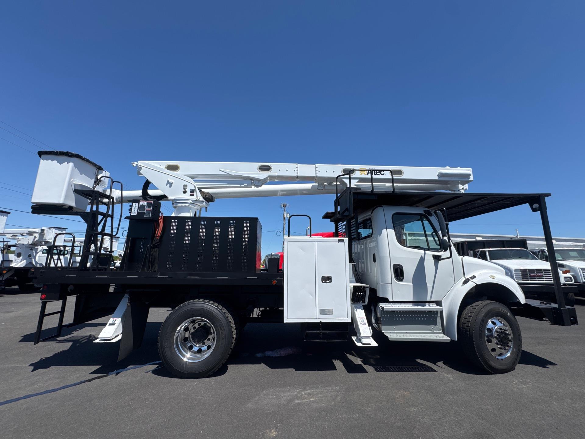 2014 Freightliner M2 106
