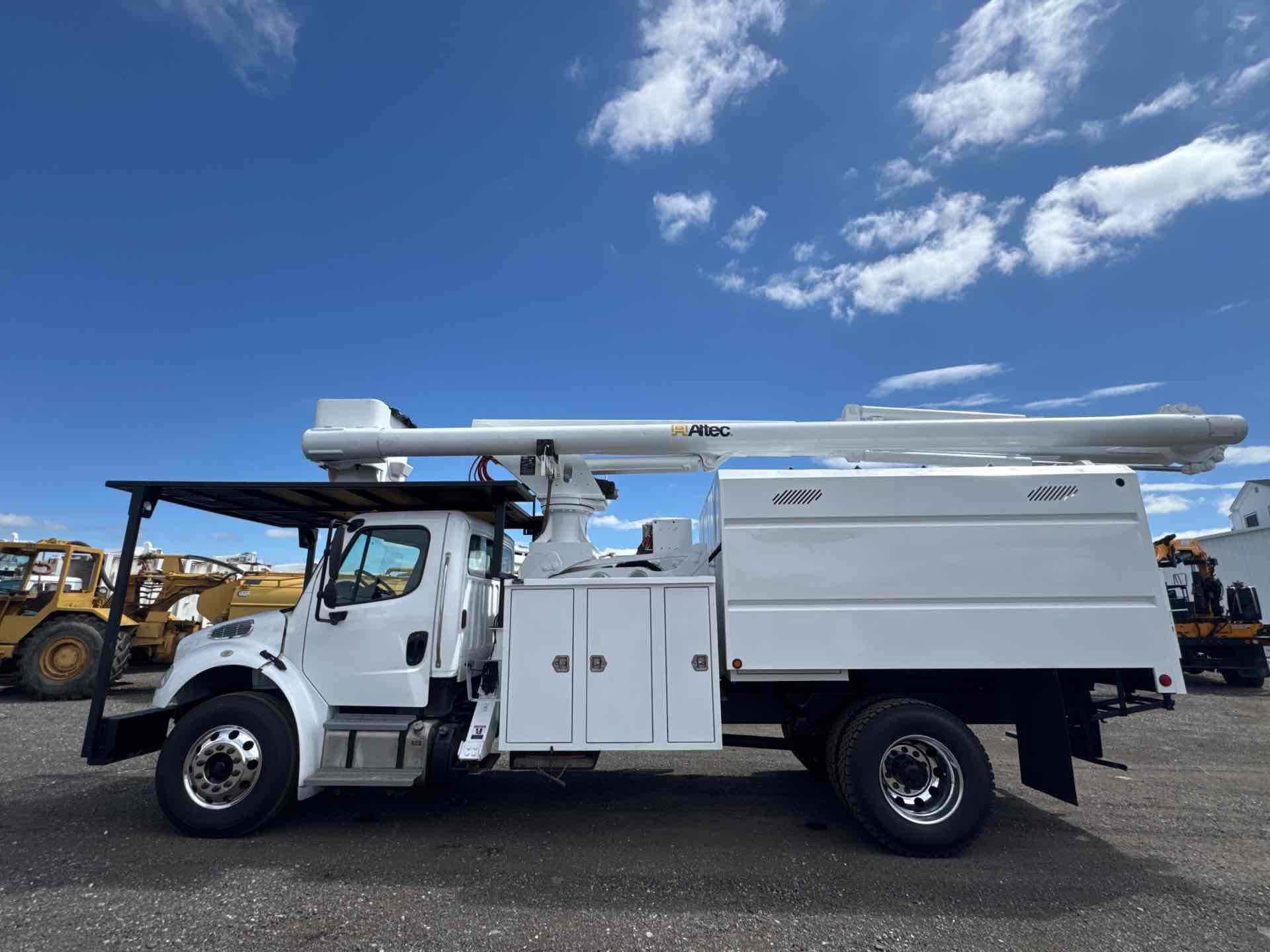 2016 Freightliner M2