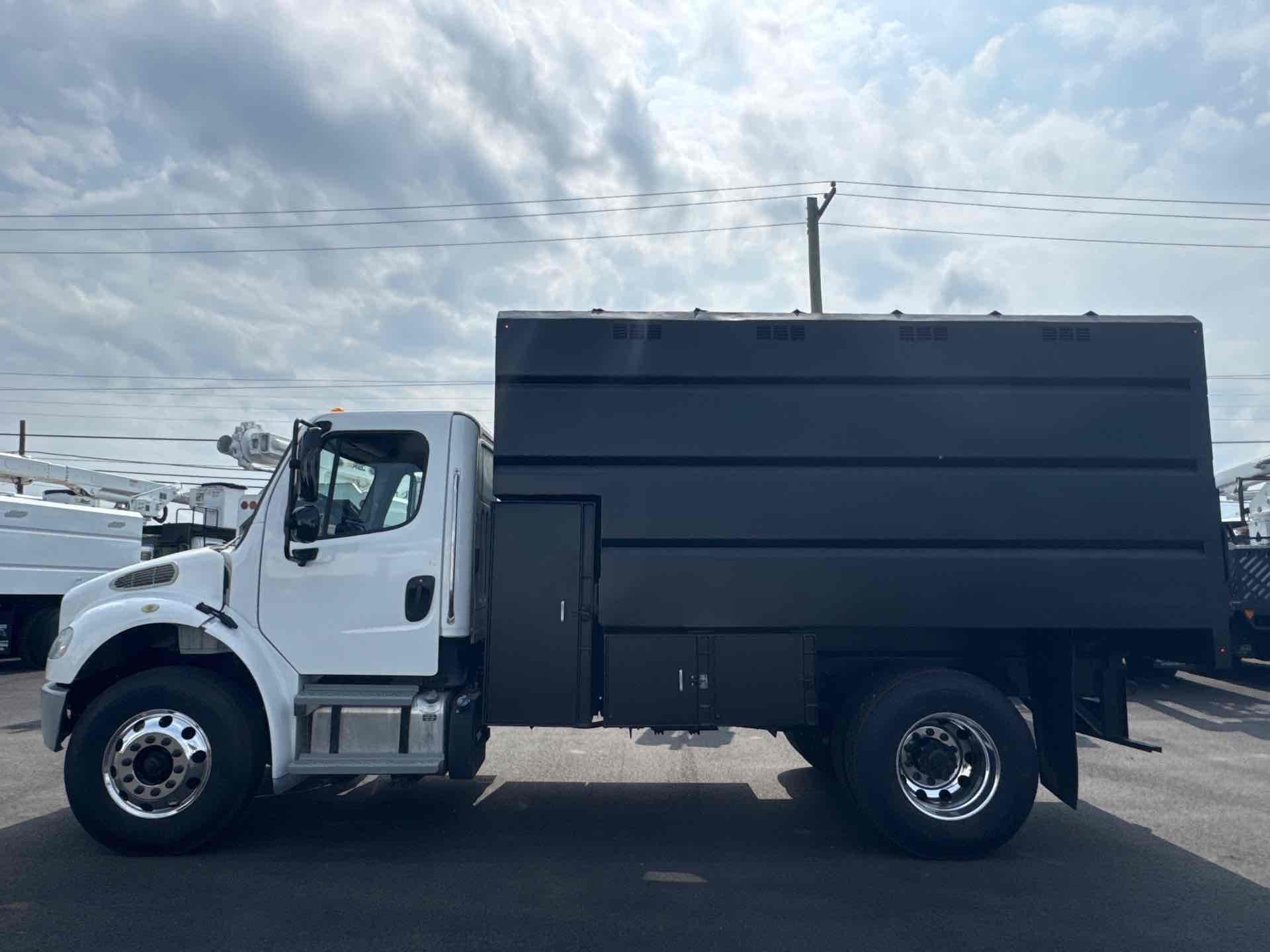 2020 Freightliner M2