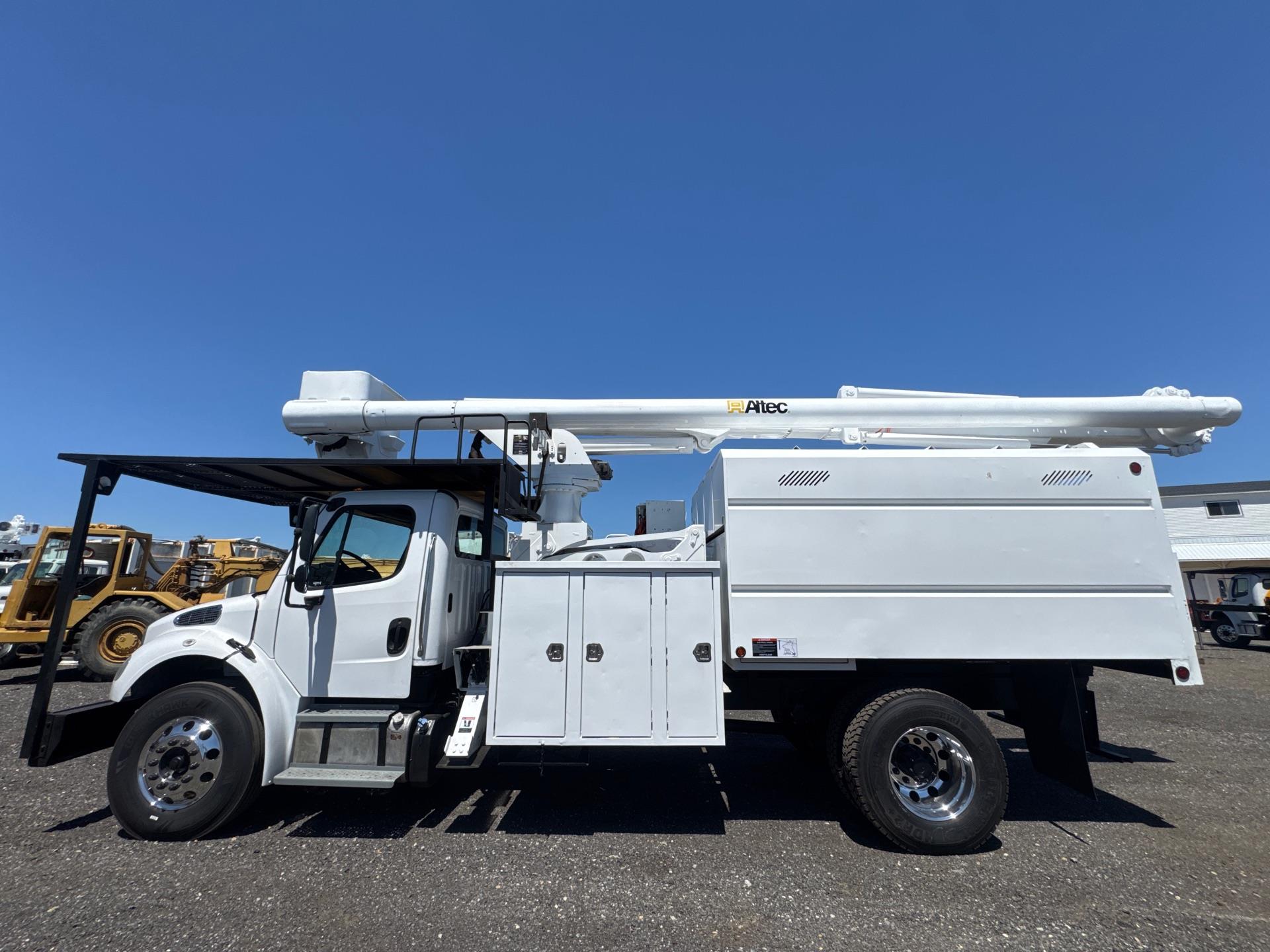 2016 Freightliner M2