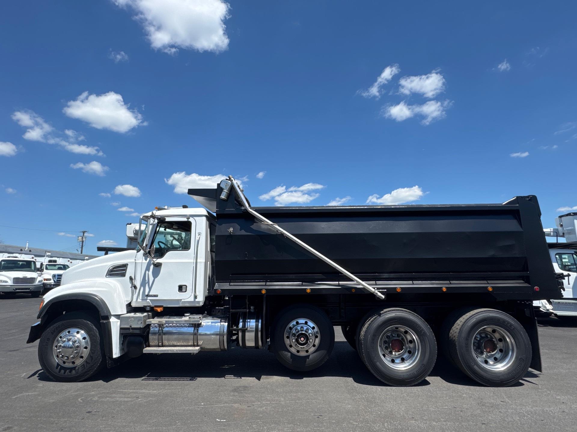 2007 Mack CV (Granite)