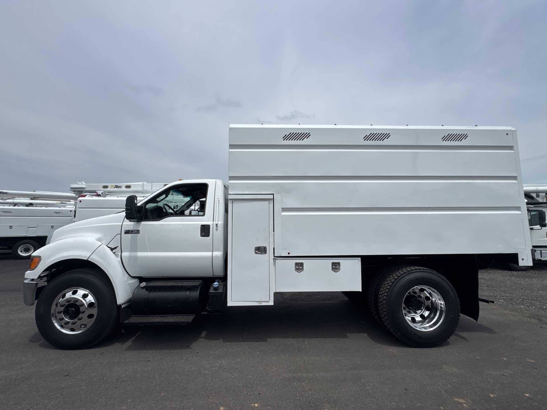 2012 Ford F750
