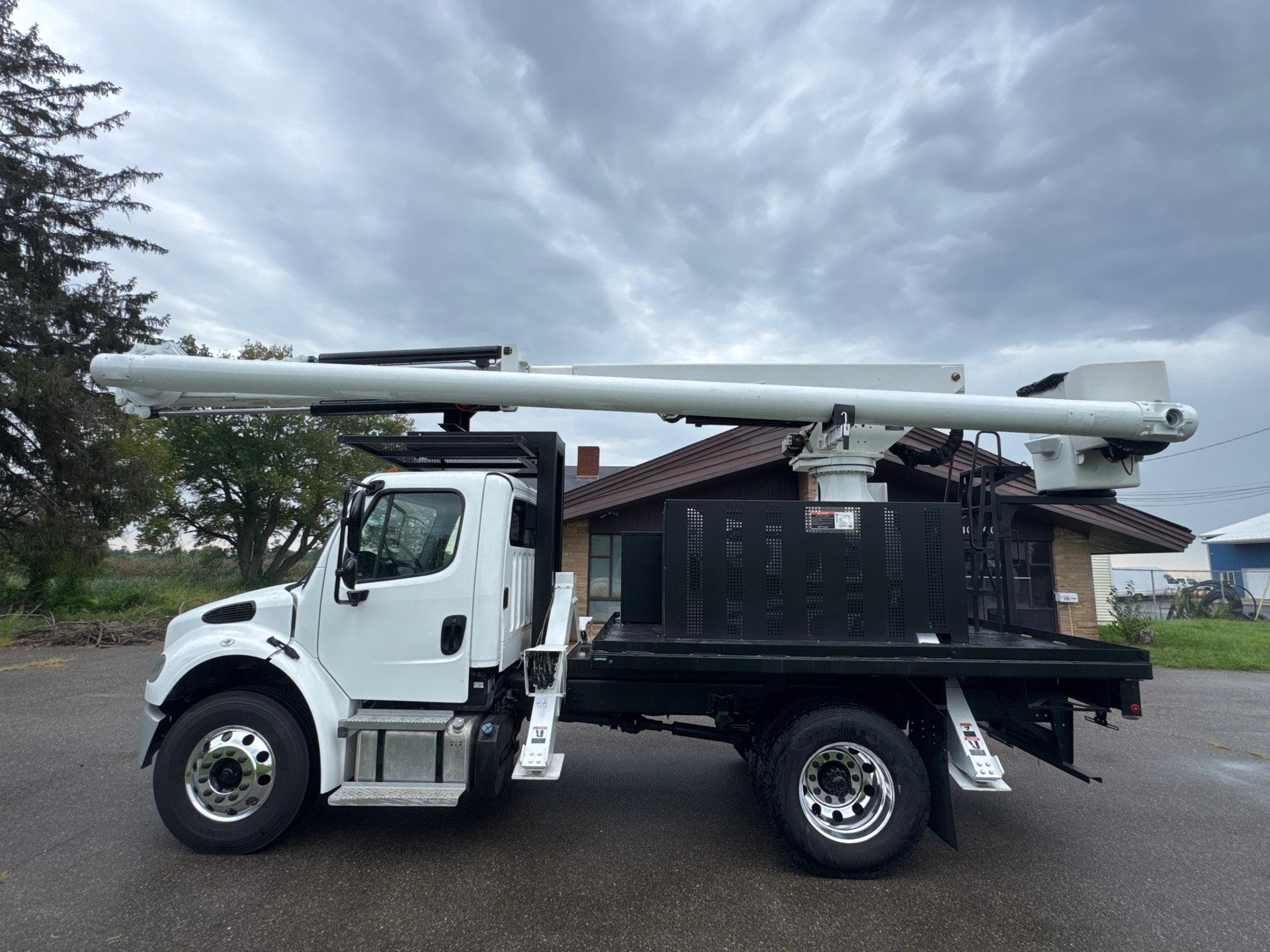 2024 Freightliner M2
