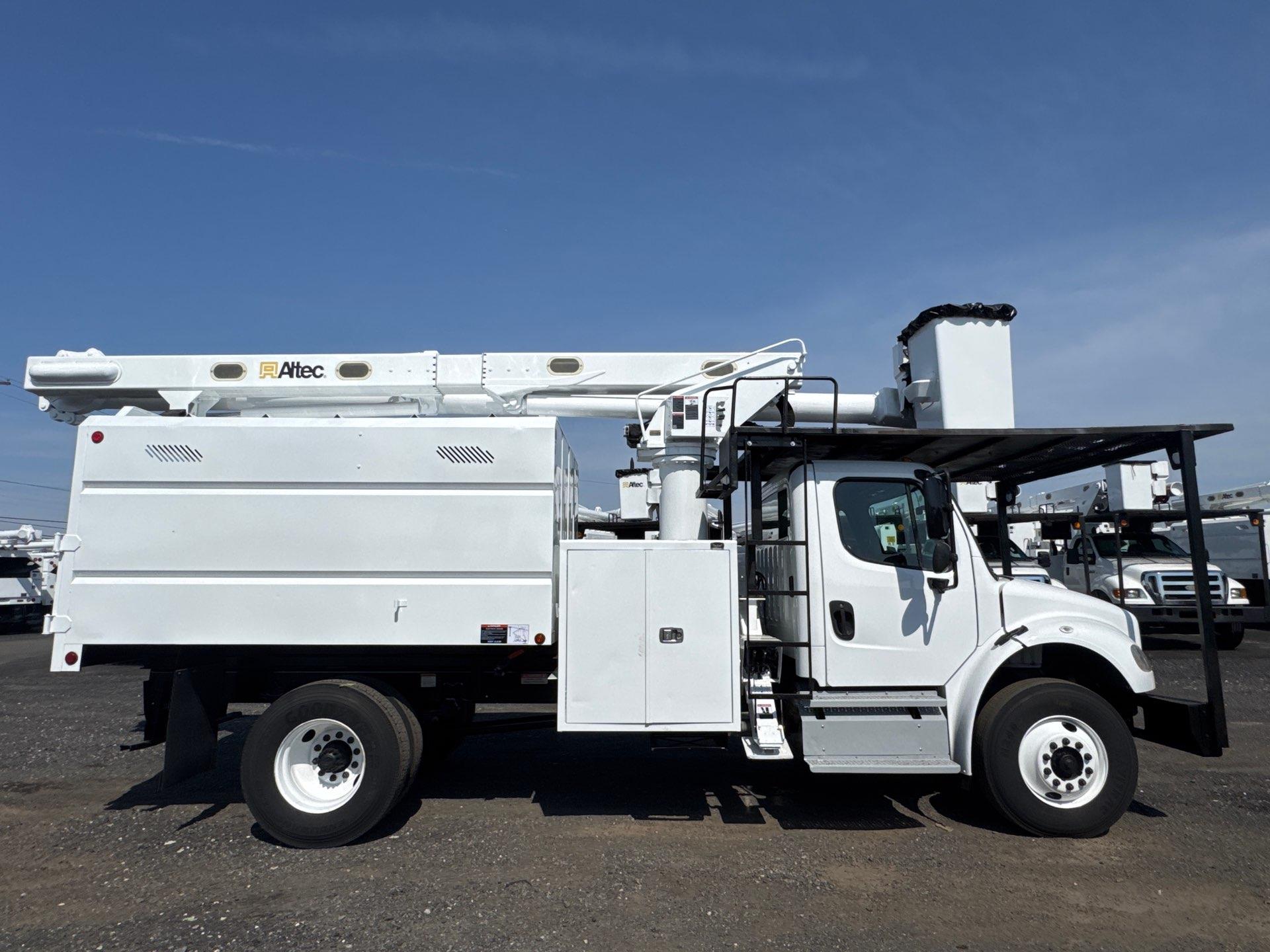 2014 Freightliner M2
