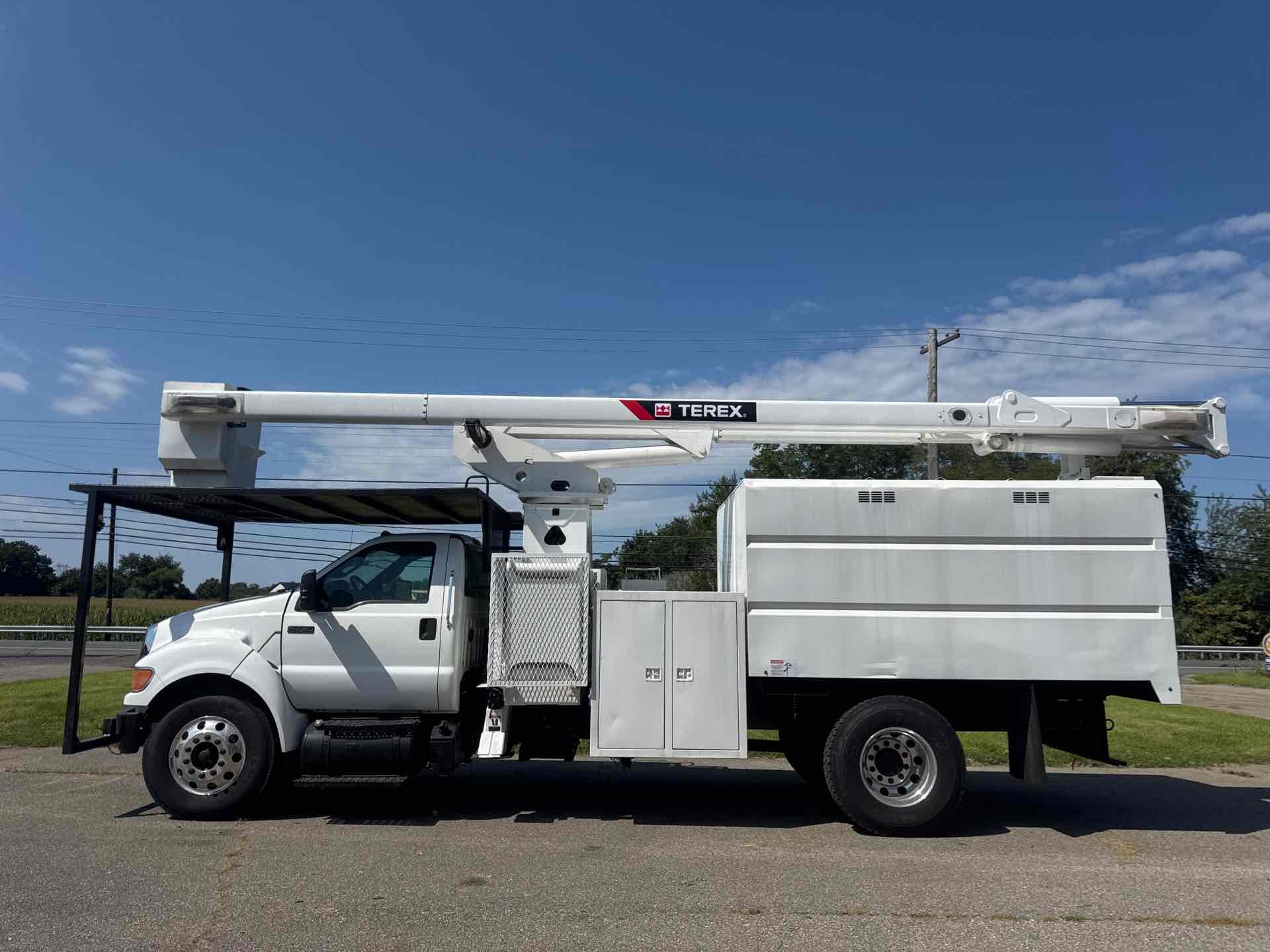 2011 Ford F750