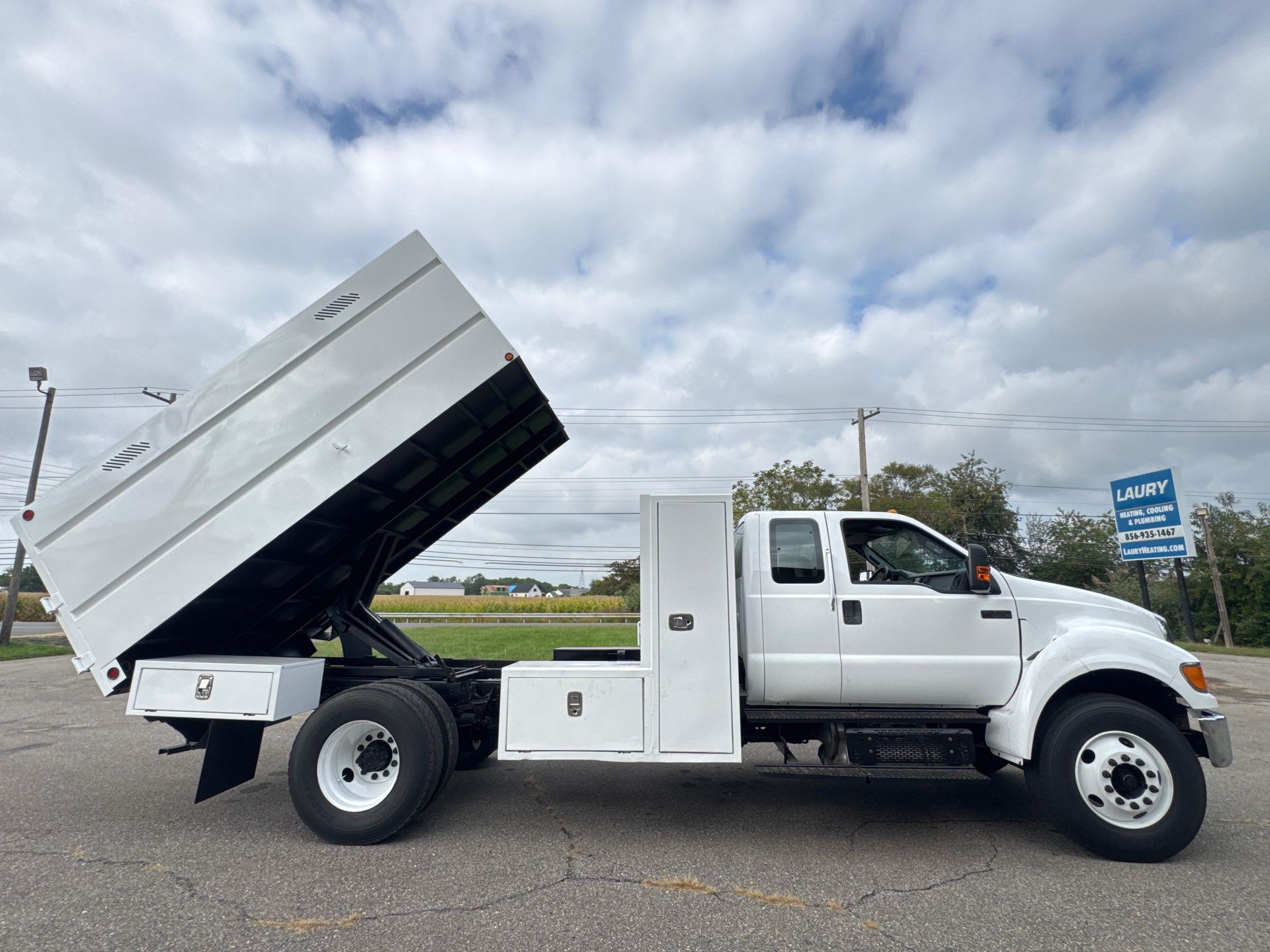 2015 Ford F-750