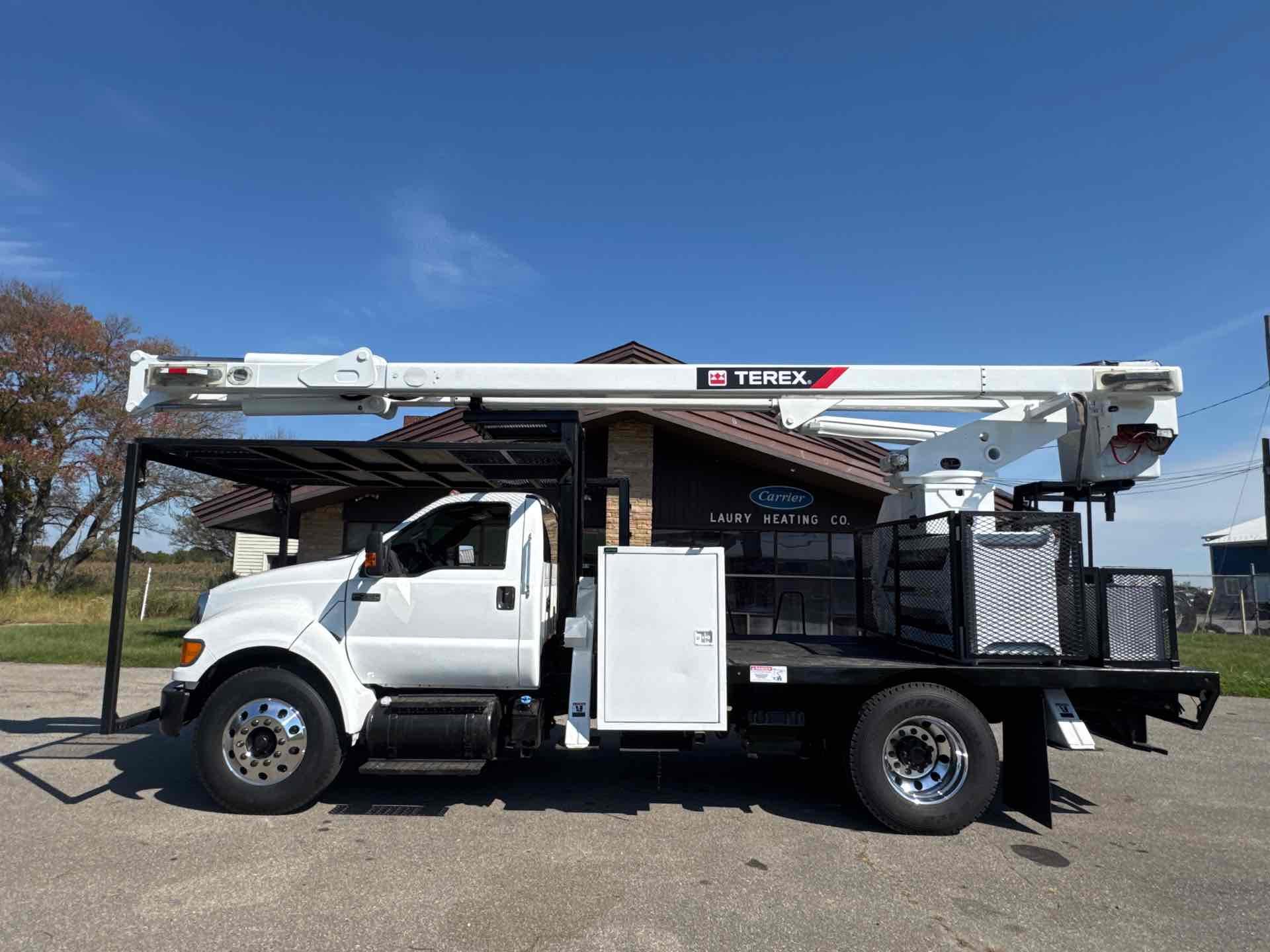 2011 Ford F750