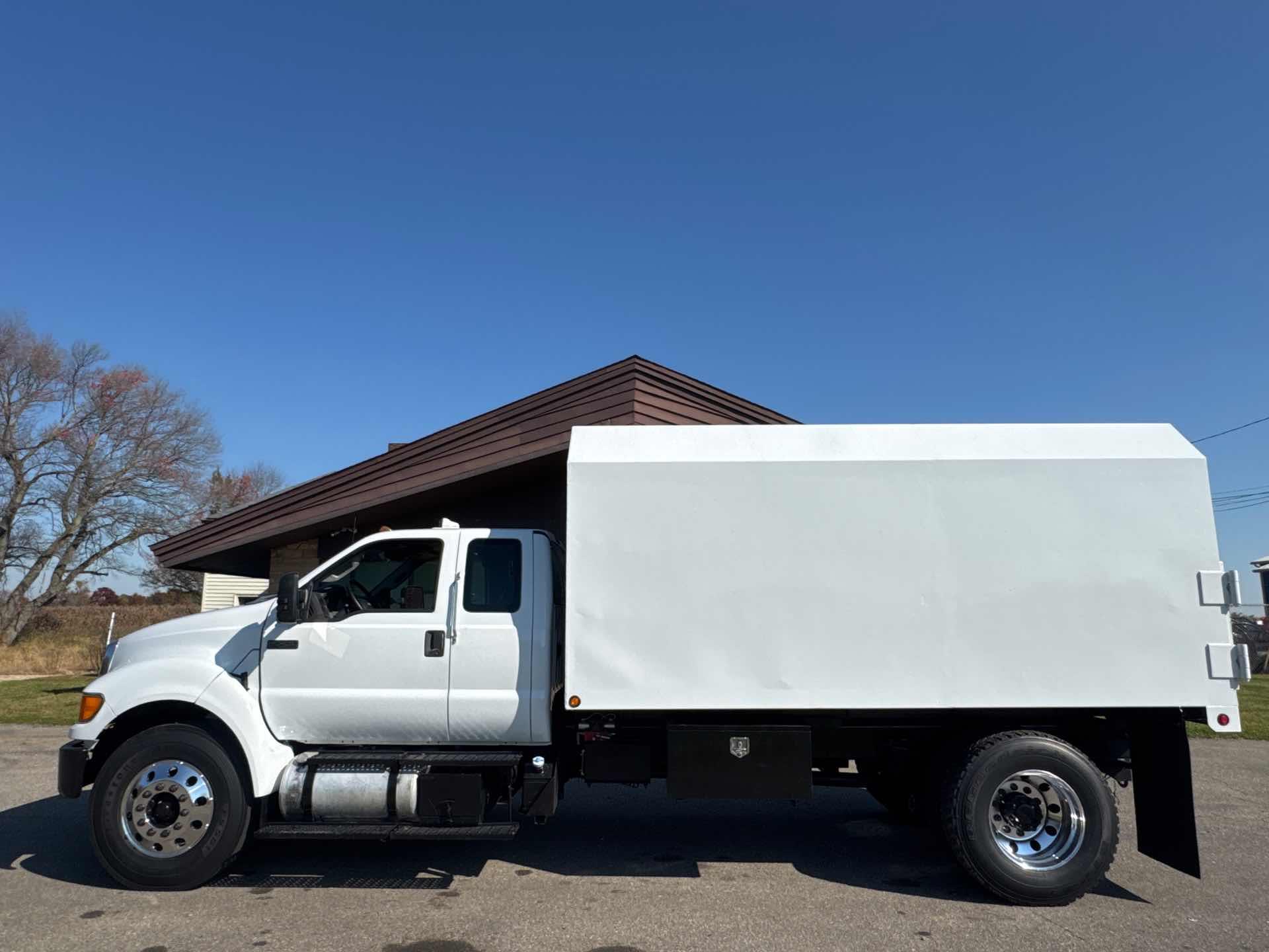 2012 Ford F-750