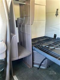 2017 Volvo VNL64T630