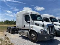 2020 Freightliner CASCADIA 113