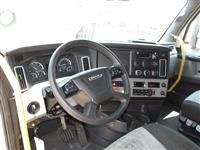2020 Freightliner Cascadia 126