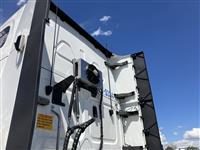 2020 Freightliner Cascadia 126
