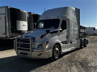 2020 Freightliner Cascadia 126