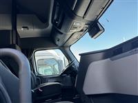 2020 Freightliner Cascadia 126