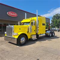 2022 Peterbilt 389