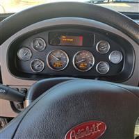 2020 Peterbilt 348