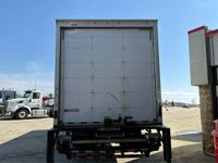 2018 Peterbilt 337
