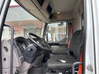 2020 Peterbilt 220