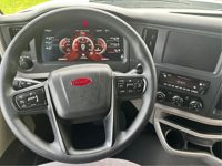 2023 Peterbilt 579