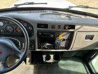2020 Peterbilt 337