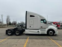 2022 Kenworth T680