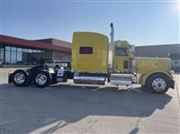 2022 Peterbilt 389