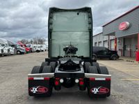 2024 Peterbilt 579
