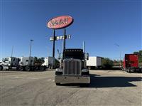 2022 Peterbilt 389