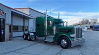 2022 Peterbilt 389