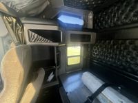 2023 Kenworth W900