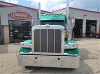 2022 Peterbilt 389