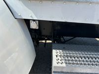 2019 Peterbilt 337