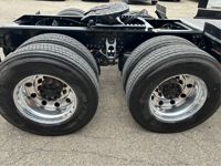 2022 Kenworth T680