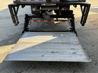 2018 Peterbilt 337
