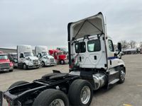 2016 Freightliner CASCADIA