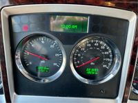 2023 Kenworth W900