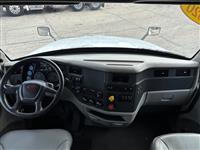 2020 Peterbilt 579