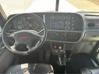 2022 Peterbilt 389