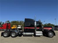 2022 Peterbilt 389