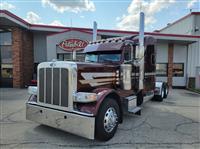 2022 Peterbilt 389