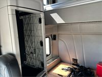 2021 Peterbilt 579
