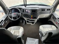 2024 Peterbilt 579