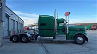 2022 Peterbilt 389