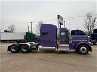 2022 Peterbilt 389