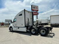 2022 Kenworth T680