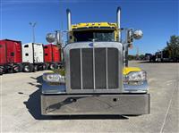 2022 Peterbilt 389