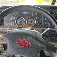 2022 Peterbilt 389