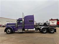 2022 Peterbilt 389