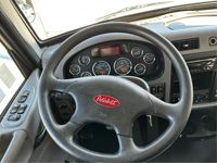 2018 Peterbilt 337