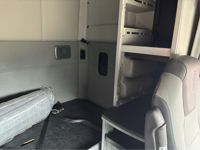 2022 Kenworth T680